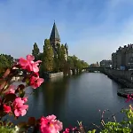 Vieille Quartier Sainte Croix 