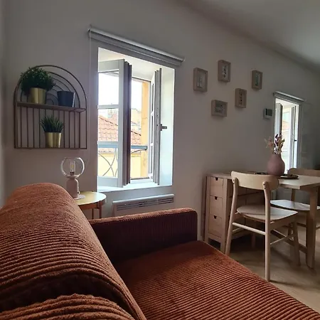 Apartment Vieille Quartier Sainte Croix 