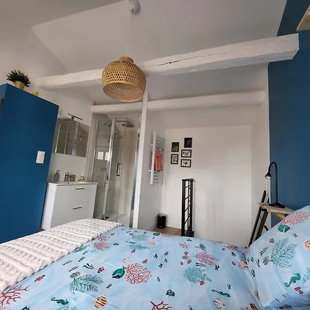 Vieille Quartier Sainte Croix 